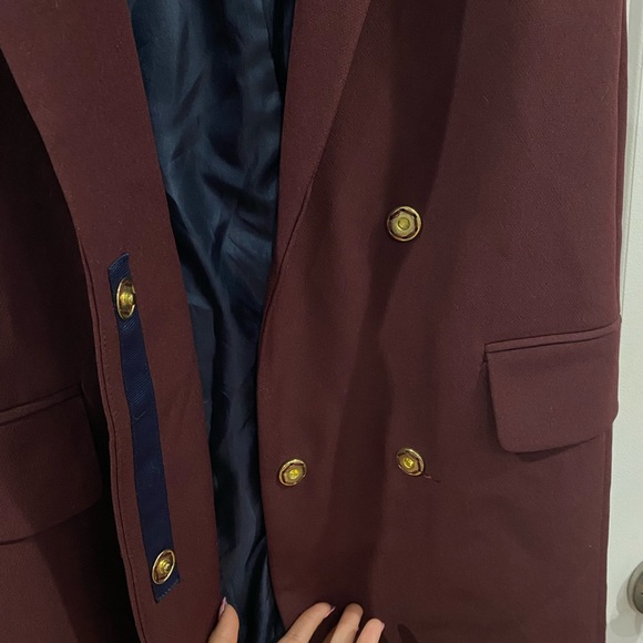 Burgundy belted vest - Picture 6 of 8